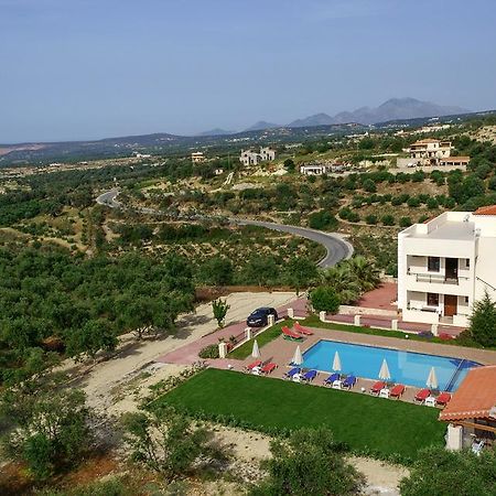 Villa Laga With Pool, 300M To Taverns, Childrens Area, Bbq! Kirianna Ngoại thất bức ảnh