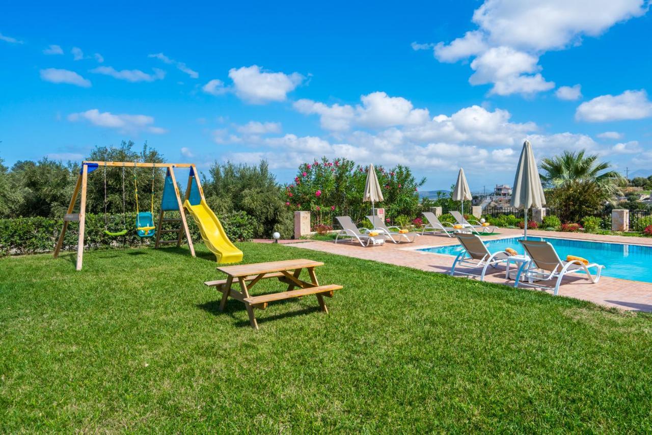 Villa Laga With Pool, 300M To Taverns, Childrens Area, Bbq! Kirianna Ngoại thất bức ảnh